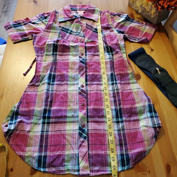 She's Cool - Women's Plaid Graphic Button-Down Shirt Dress with Detachable Belt - Picture 8 of 9